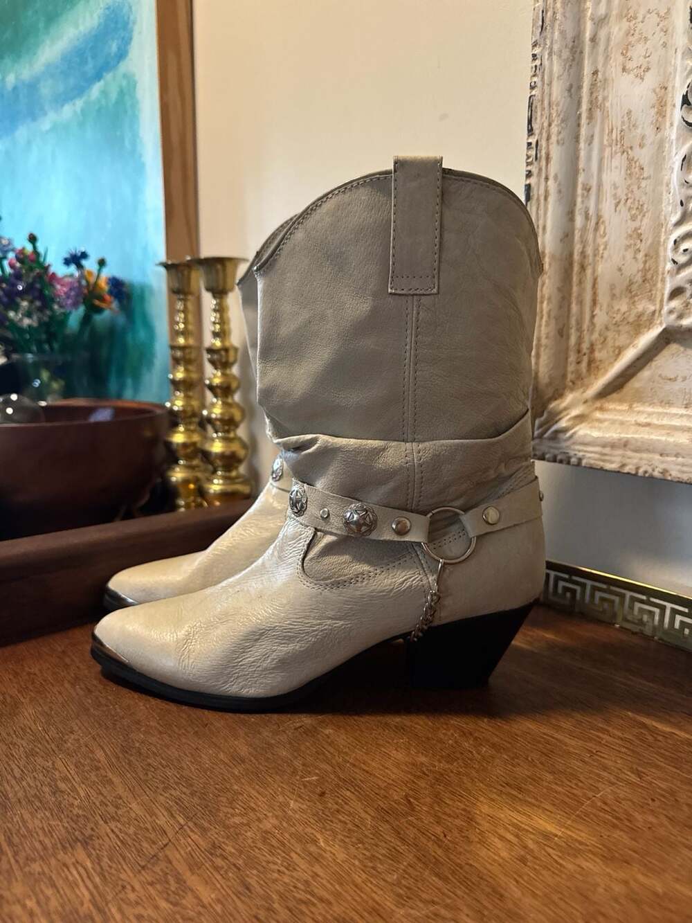 Dingo Olivia DI526 Cream Leather Slouch Harness Western Boots Women's Size 9M